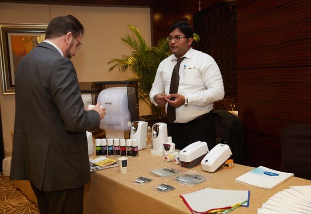 PHOTOS: Networking at the Hotelier Express Summit-10